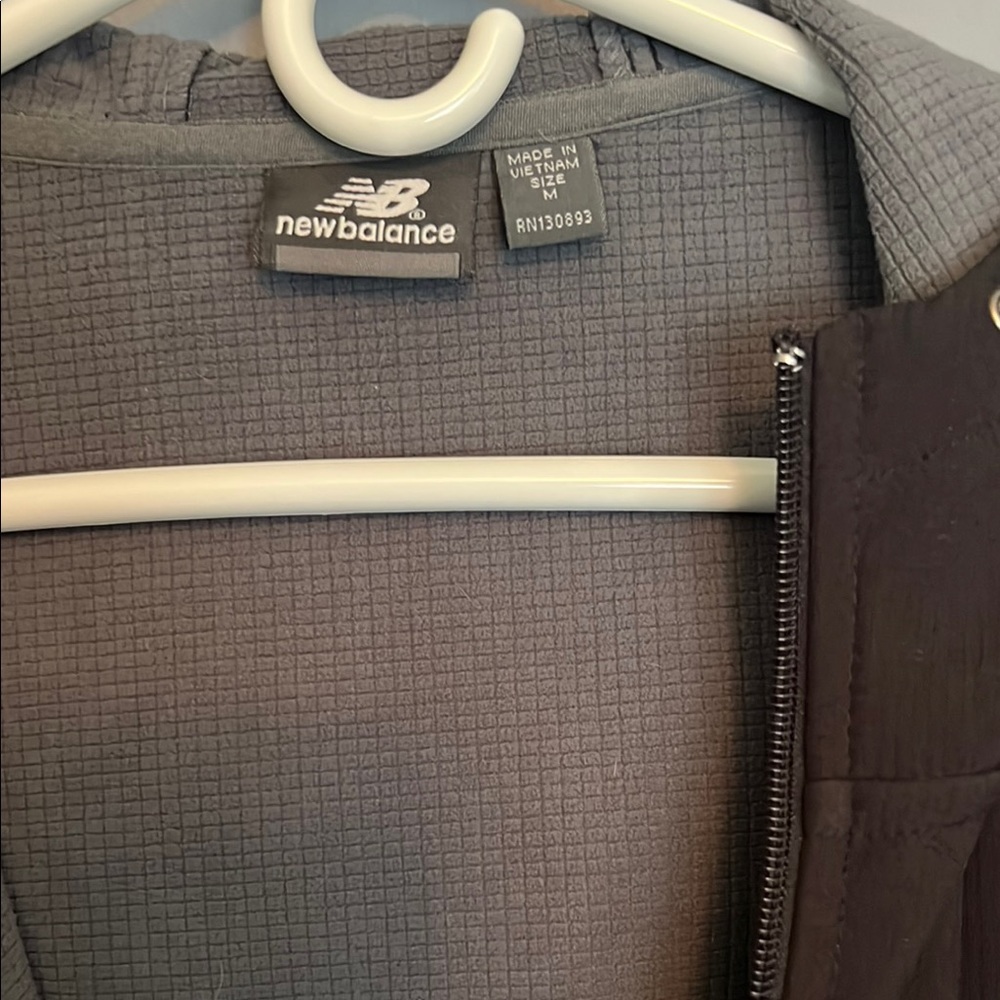 NWOT New Balance Black Soft shell Jacket - Picture 2 of 6